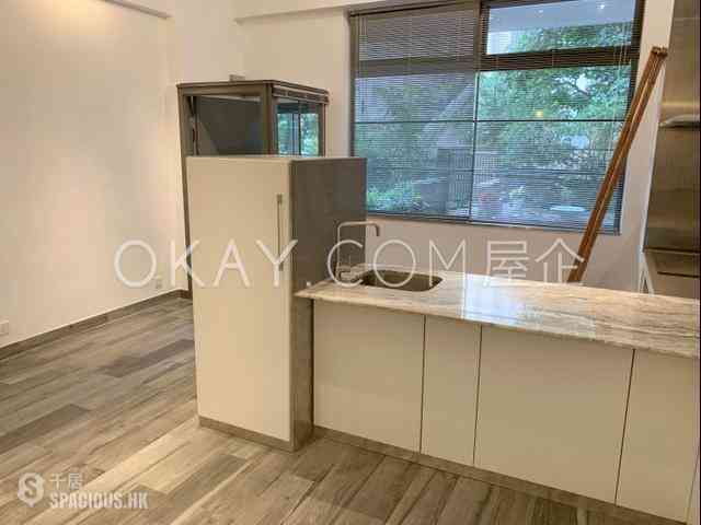 Kennedy Town - Tse Land Mansion 07