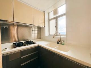 Sai Ying Pun - Island Crest 07