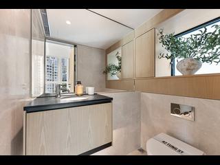 Sheung Wan - 42, Tung St. 12