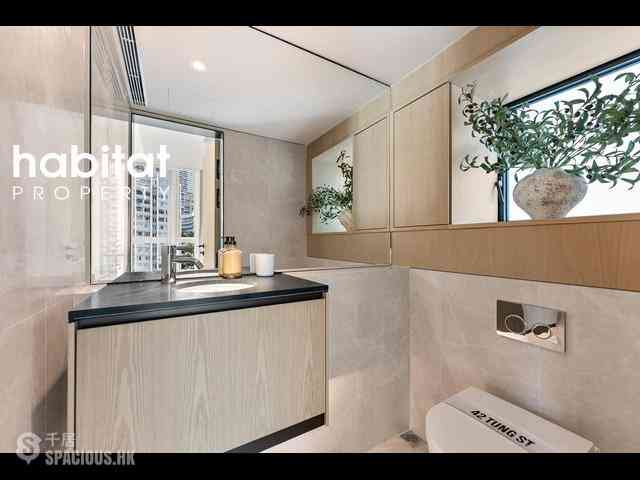 Sheung Wan - 42, Tung St. 12