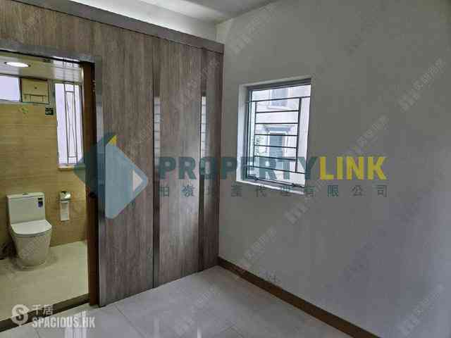 Mid Levels Central - The Rednaxela 06