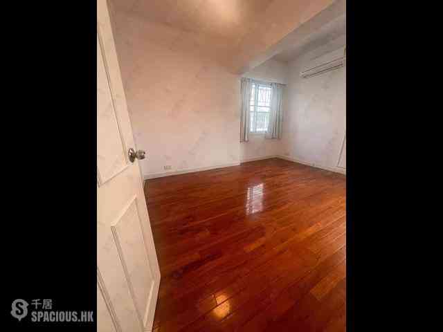 Mid Levels Central - Hong Lok Mansion 02