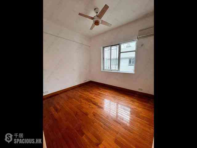Mid Levels Central - Hong Lok Mansion 03