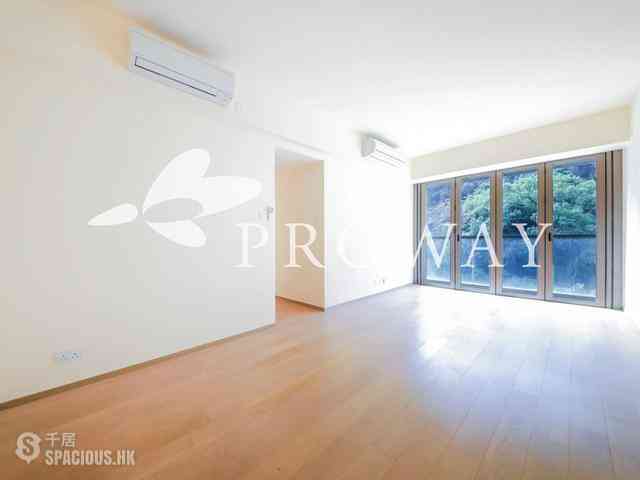 Shau Kei Wan - Island Garden 01