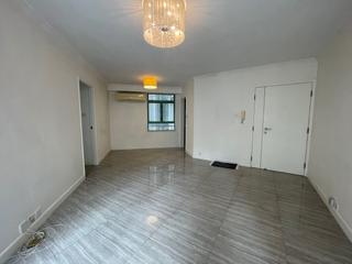 Mid Levels Central - Goldwin Heights 02
