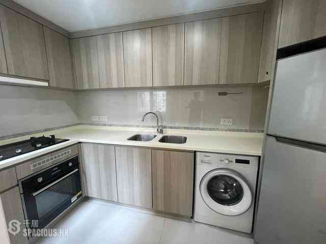 Mid Levels Central - Goldwin Heights 07