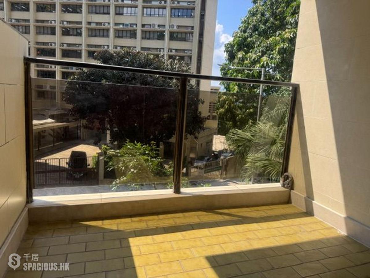 Braemar Hill - Wilshire Towers Block B 01