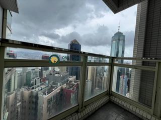 Soho - Centrestage 05