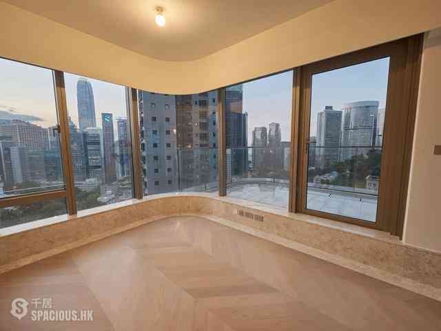 Mid Levels Central - 22A, Kennedy Road 03