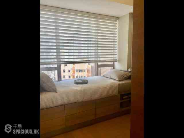 Kennedy Town - Cadogan 08