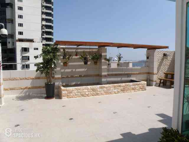 Mid Levels Central - Tregunter Block 1 07