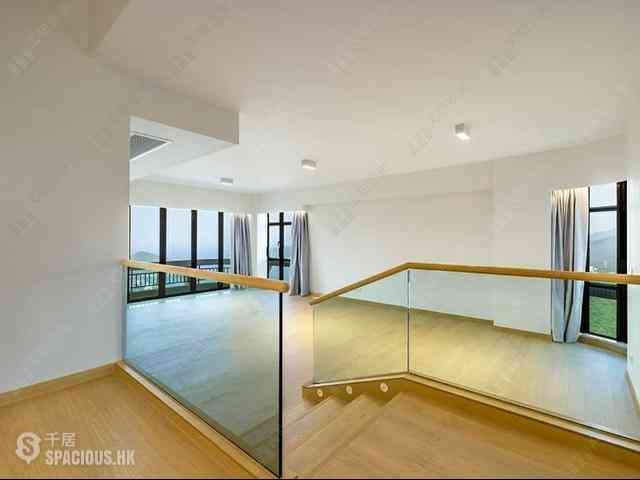 Repulse Bay - Fortuna Court 03