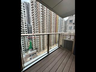 Sai Ying Pun - Des Voeux W Residence 02