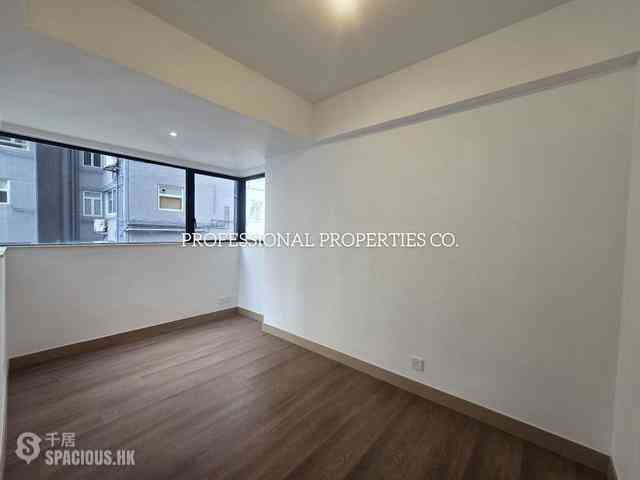 Mid Levels Central - 62B, Robinson Road 03