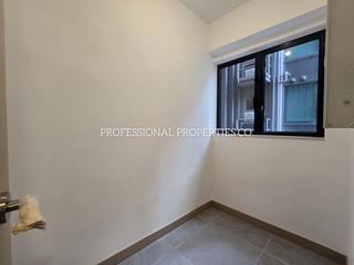 Mid Levels Central - 62B, Robinson Road 09