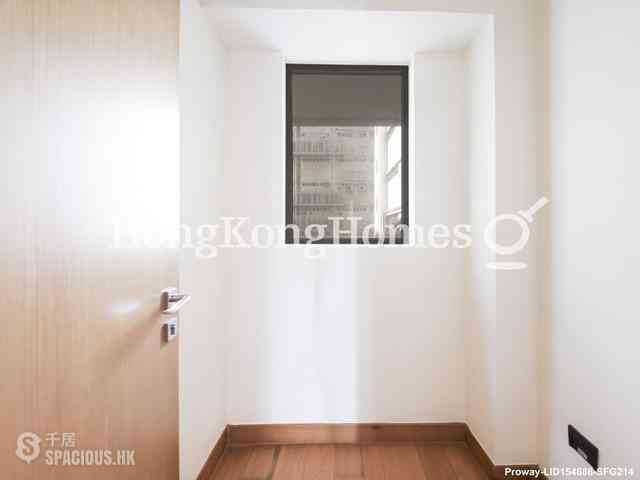 Sai Ying Pun - The Nova 09