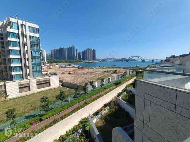 Tseung Kwan O - Alto Residences 01