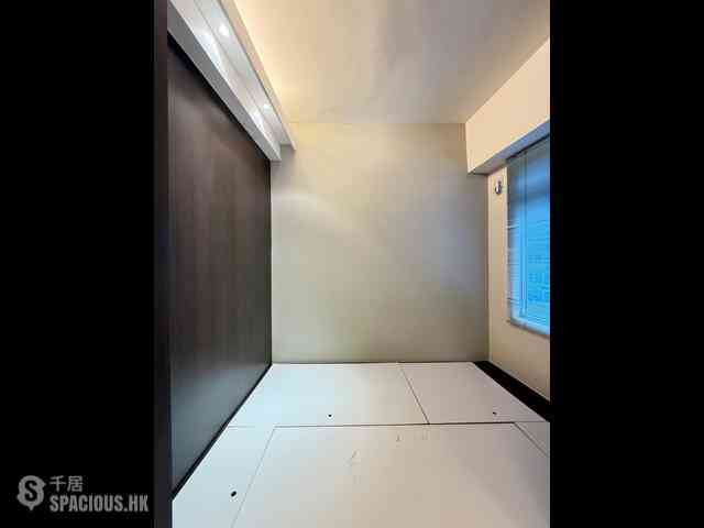 Central - Sun Fung Mansion 09