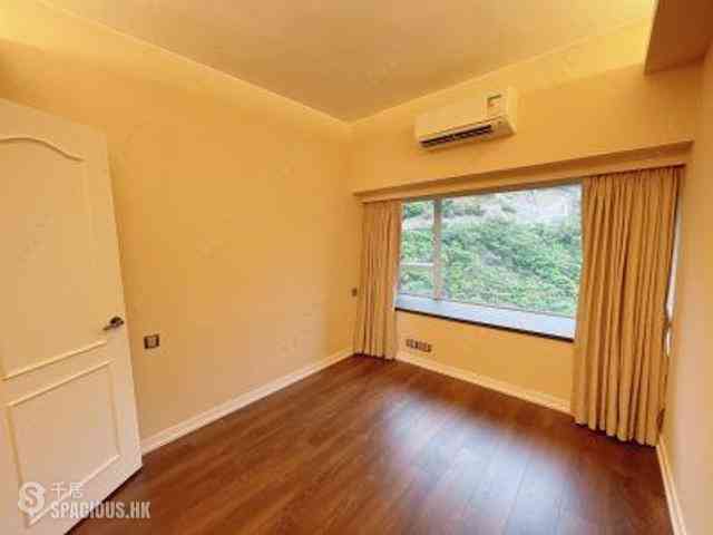Repulse Bay - Ruby Court 09