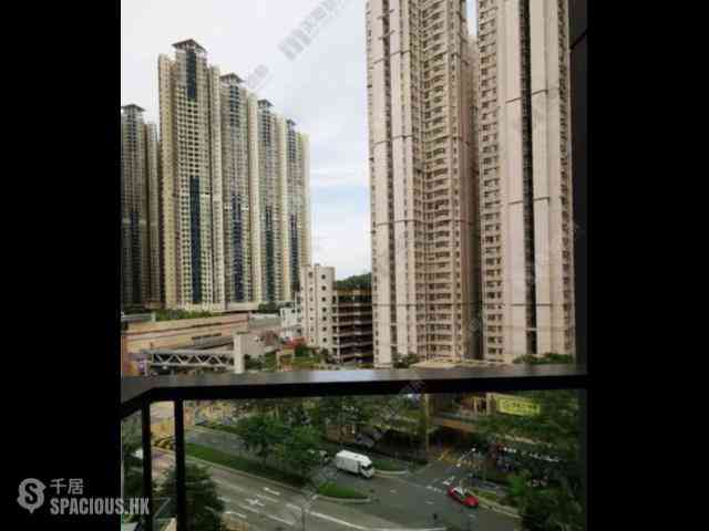 Tseung Kwan O - The Wings IIIB 04