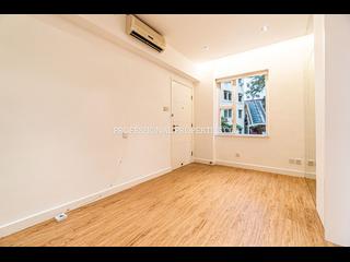Mid Levels Central - Rich Court 02
