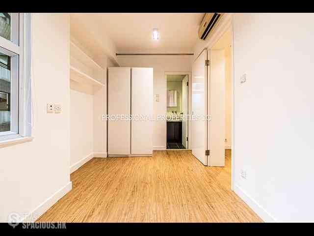 Mid Levels Central - Rich Court 05