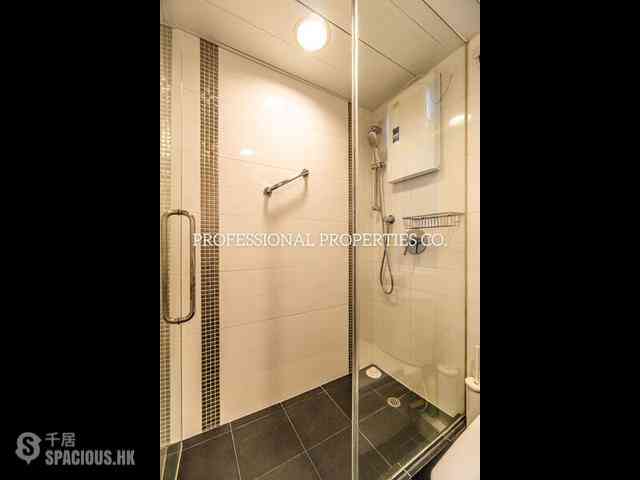 Mid Levels Central - Rich Court 06