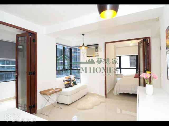 Soho - Lilian Court 01