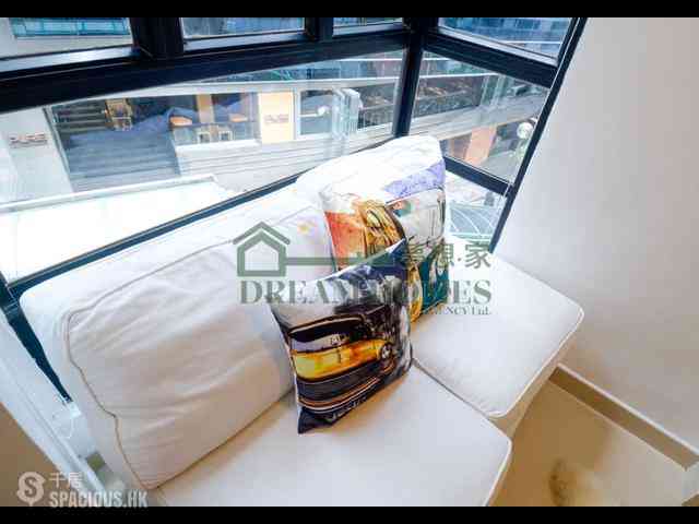 Soho - Lilian Court 03