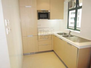 Mid Levels Central - Hillsborough Court Block 2 11