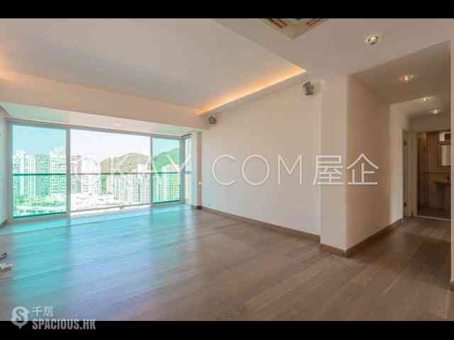 Tai Hang - Swiss Towers 03