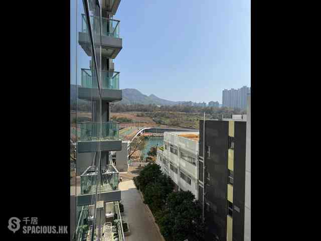 Tseung Kwan O - Savannah Block 5A 01