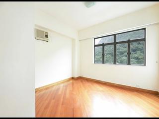 Mid Levels West - Realty Gardens 08