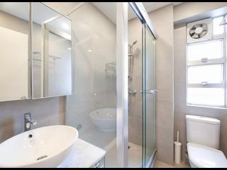 Mid Levels West - Realty Gardens 10