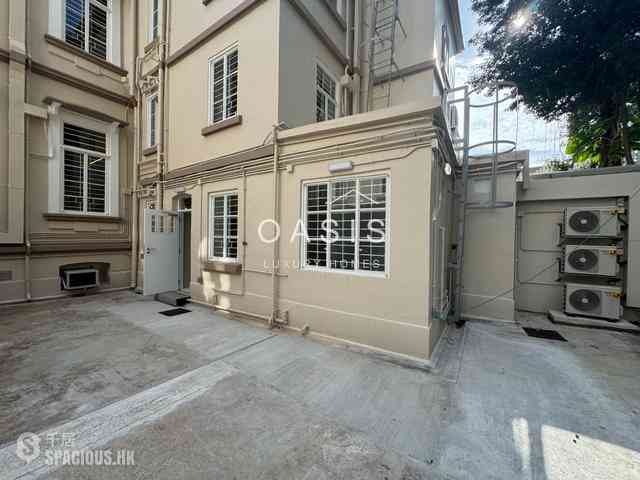 Pok Fu Lam - Felix Villas 05