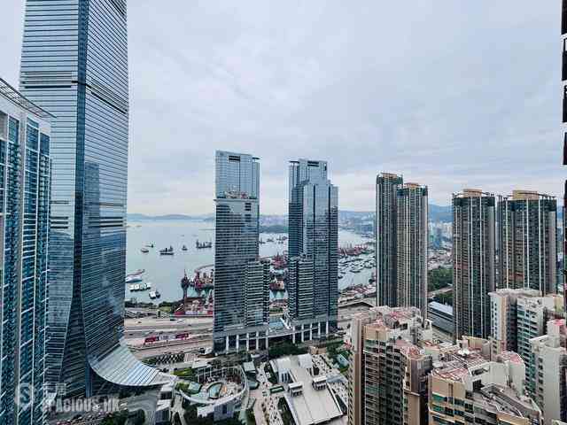 West Kowloon - The Arch 07