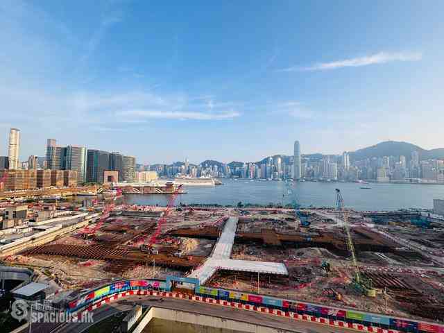 West Kowloon - The Arch 08