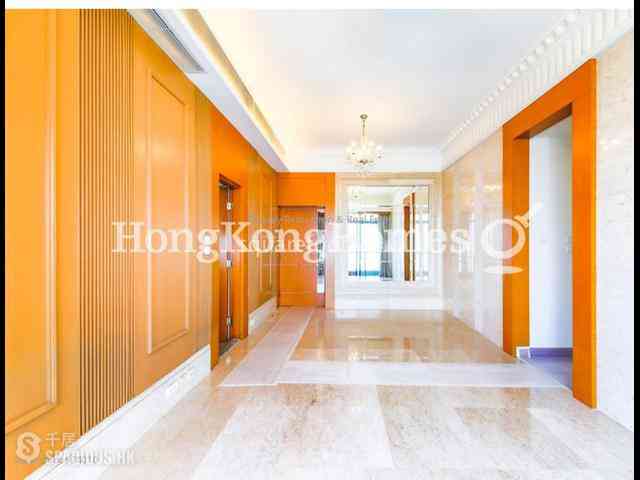 West Kowloon - The Arch 02