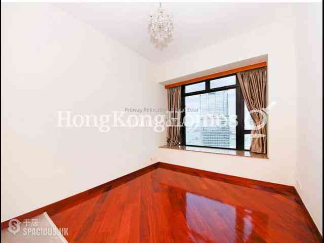 West Kowloon - The Arch 03