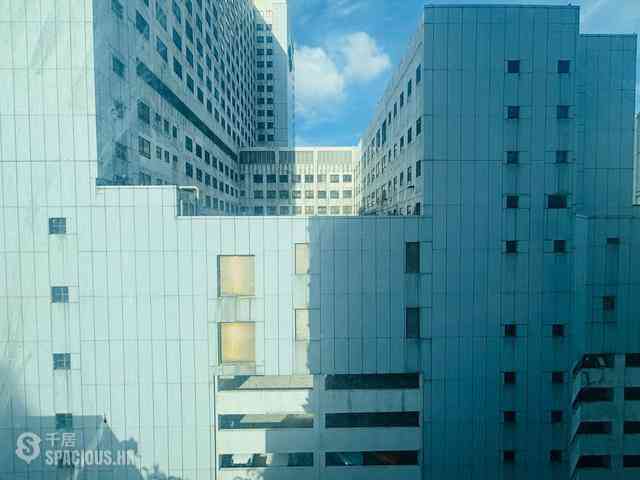 Tsim Sha Tsui - The Victoria Towers 02