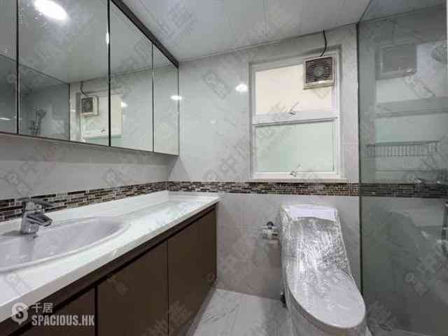 Mid Levels Central - Goldwin Heights 08