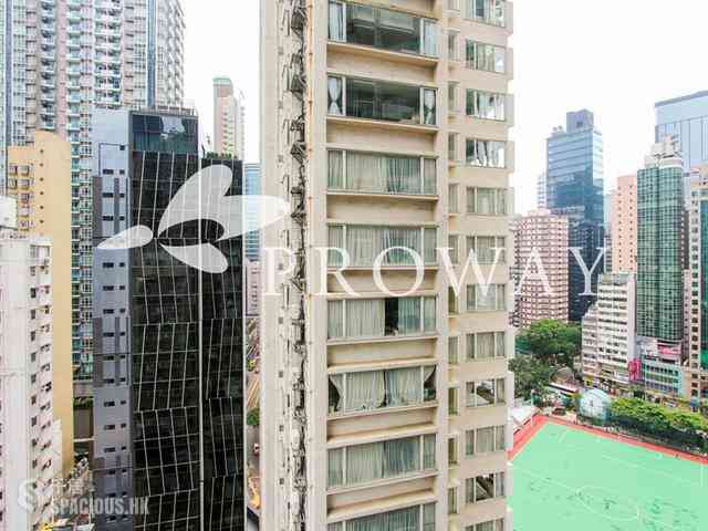 Wan Chai - The Avenue 02