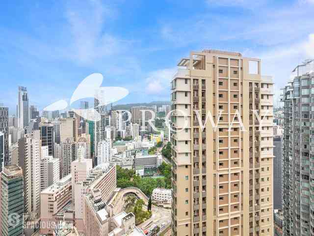 Wan Chai - The Zenith 02