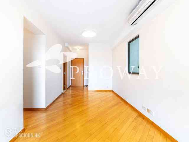 Wan Chai - The Zenith 04