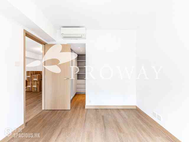 Mid Levels Central - 62B, Robinson Road 05