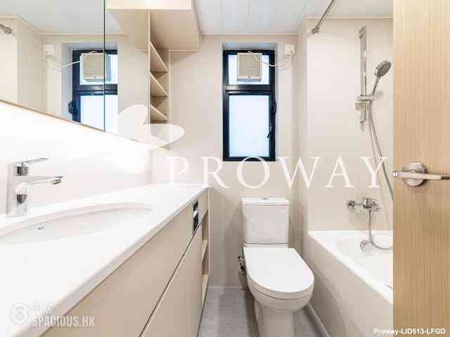 Mid Levels Central - 62B, Robinson Road 06