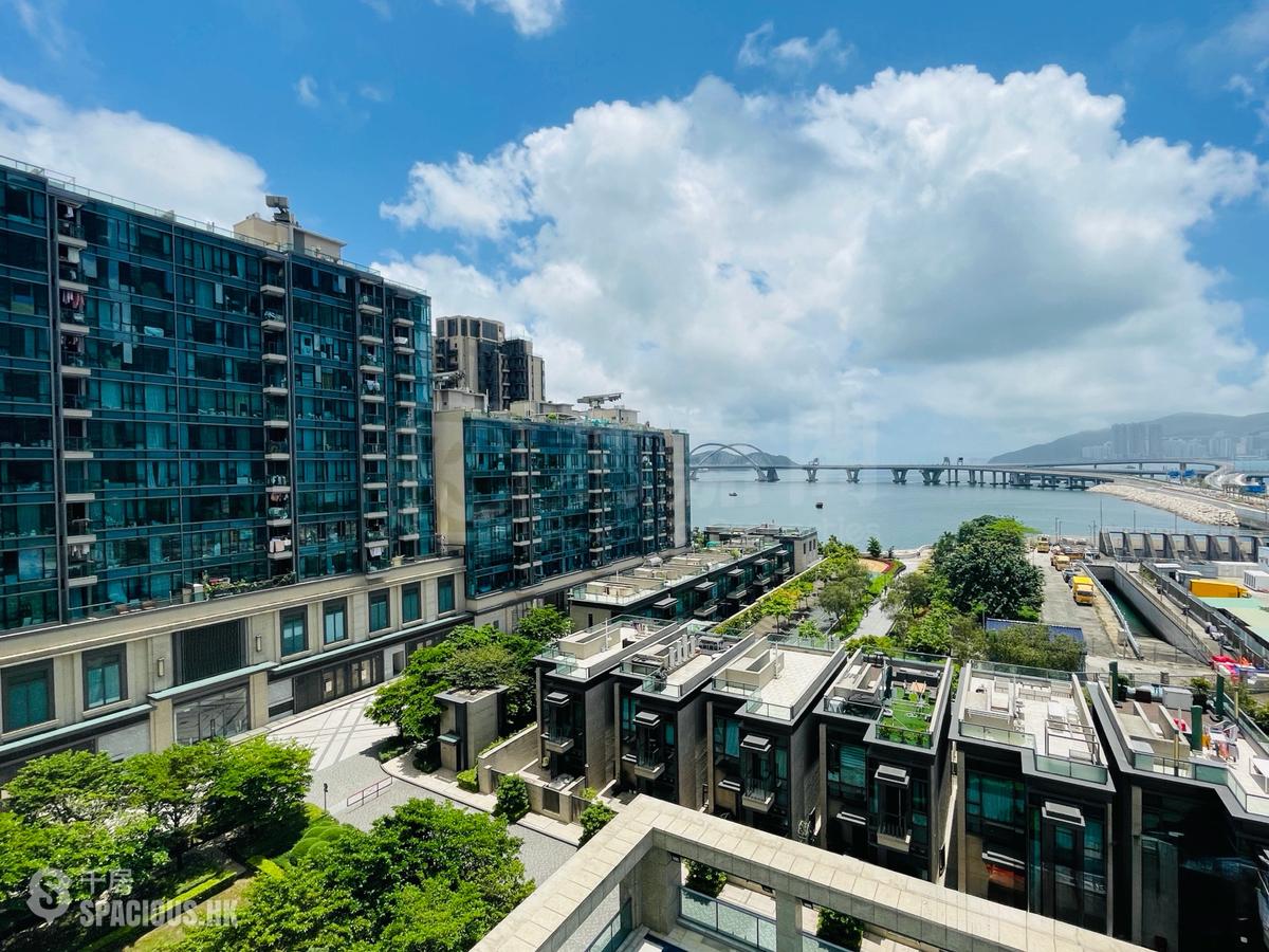 Tseung Kwan O - Capri 01