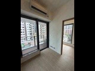 Sai Ying Pun - Des Voeux W Residence 02