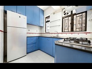 Mid Levels West - Chong Yuen 02