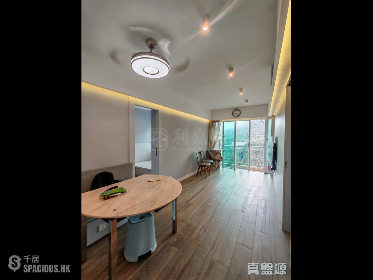Tiu Keng Leng - Metro Town Phase 2 Le Point 01